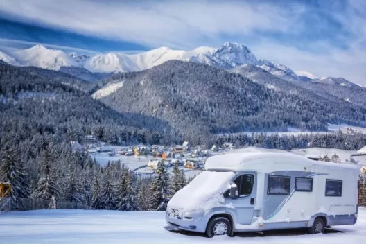Met de camper naar de sneeuw op wintersport | Van Acht Campers